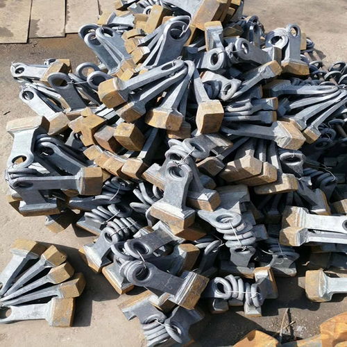 【鍛打錘頭河南鼎力立軸式破碎機(jī)】- 