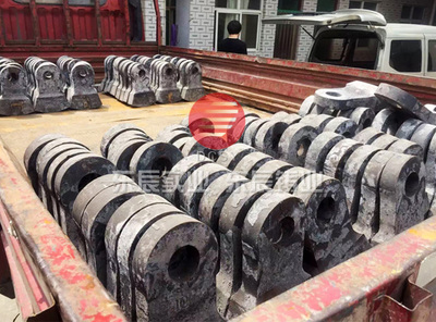 玉溪東辰礦石破碎機錘頭30年歷史節(jié)能高效